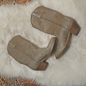 Dingo Vintage Cowboy Boots Size 8.5
